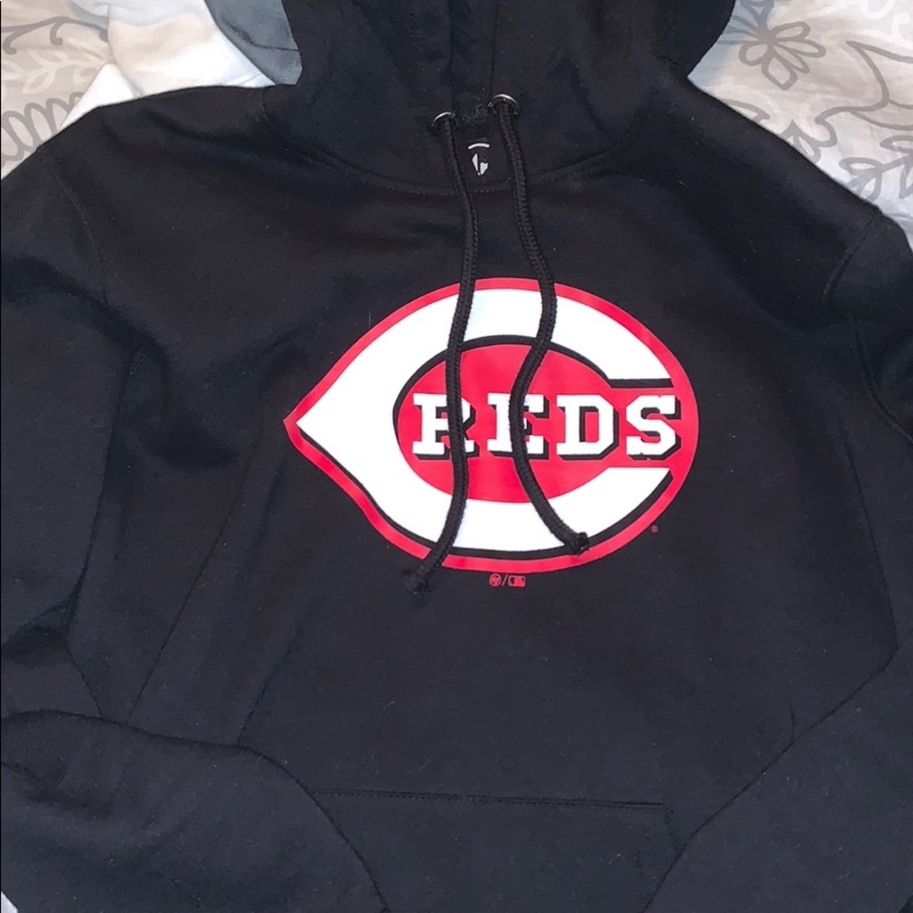 Women’s ‘47 Brand Cincinnati Reds Sweatshirt